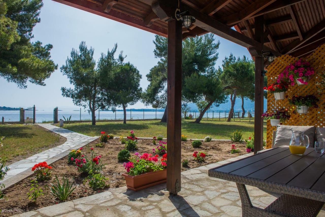 Diapori Villa วูร์วูรู ภายนอก รูปภาพ