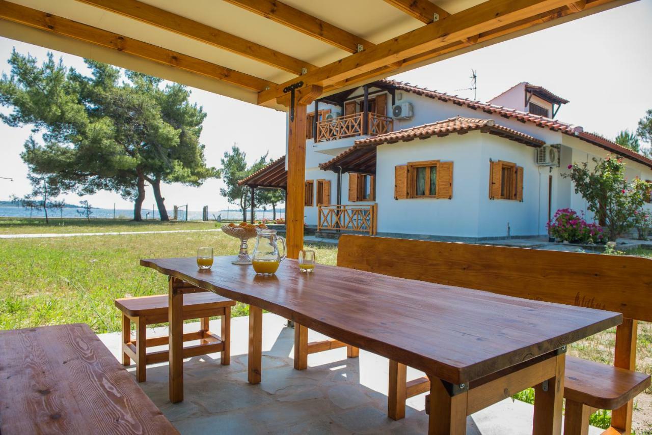 Diapori Villa วูร์วูรู ภายนอก รูปภาพ