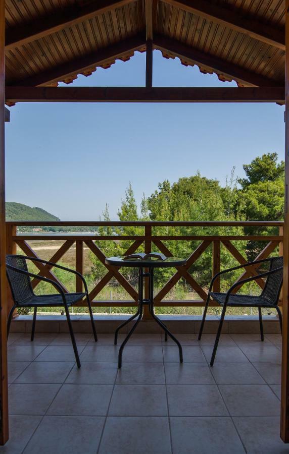 Diapori Villa วูร์วูรู ภายนอก รูปภาพ